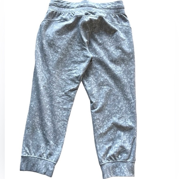 Lululemon Ready to Rulu Jogger Crop Sz 8 - Picture 8 of 11